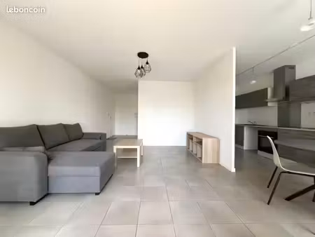 appartement 3 pièces 64 m²