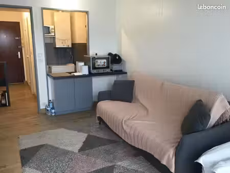 studio 1 pièce 25 m²