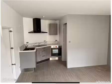 studio 27m2 centre janzé