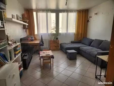 appartement f3 le plessis trevise
