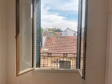 appartement non meublé 37 m2 adamville