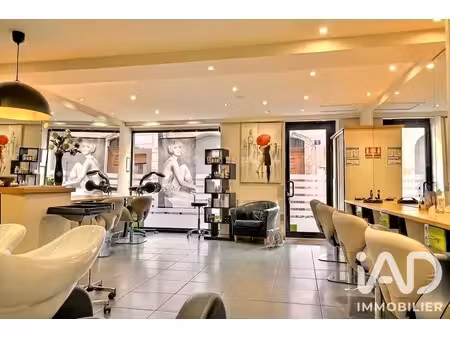 vente esthétique  coiffure 40 m²
