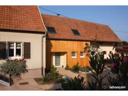 appartement avec terrasse et jardin