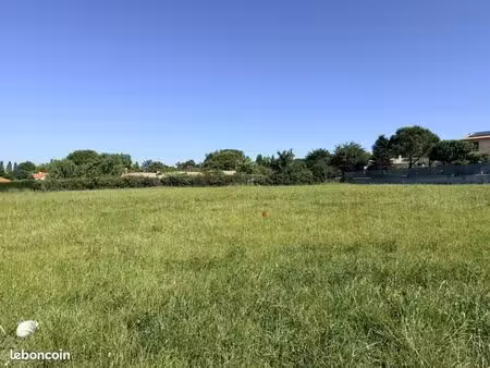terrain 636 m² bouloc