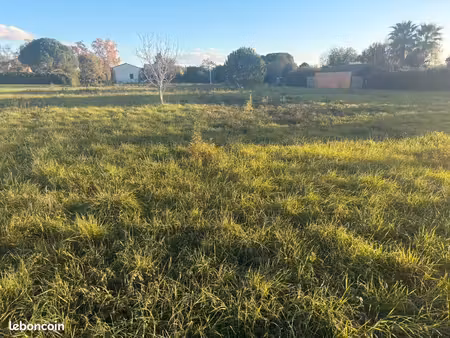 terrain 520 m² grenade