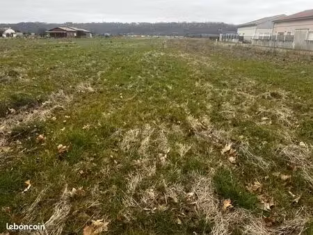 terrain 450 m² saint lys