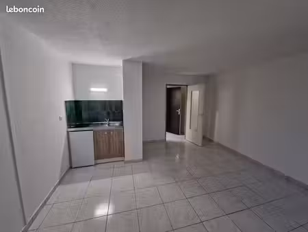 grand t1 lumineux très calme