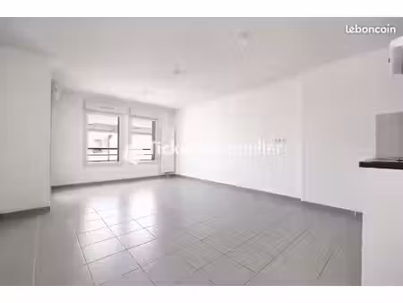 appartement 3 pièces 60 m²