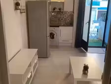 location meublée appartement 1 pièce 20 m² à montpellier (34000)  590 €
