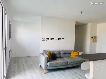 appartement 3 pièces 48 m²