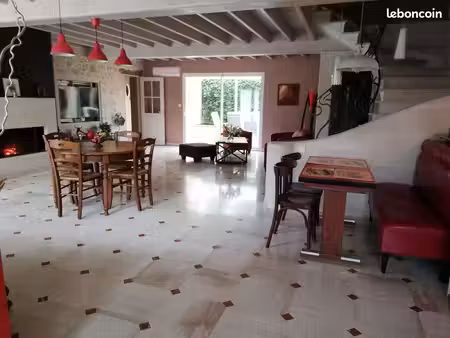 maison 6 pièces 165 m²