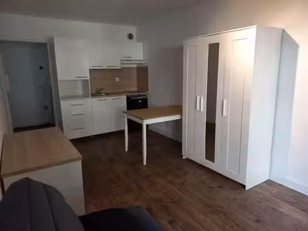 location meublée appartement 1 pièce 21 m² à marseille 5ème (13005)  625 €