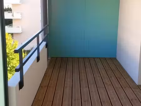 t2 arènes 33 m2 terrasse 12 m2