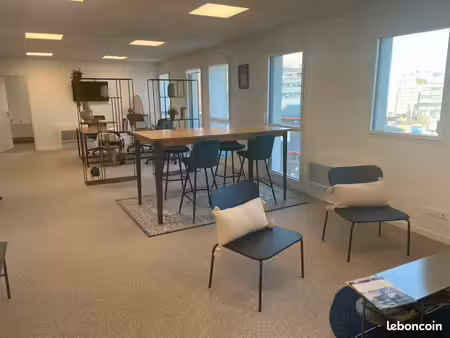 bureaux 100 m²