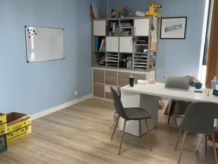 bureaux 103 m²