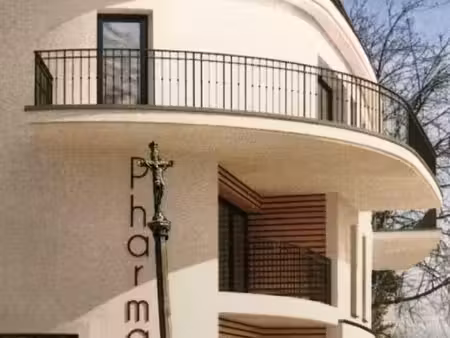 bureaux 154 m²