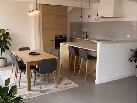 maison de ville 3 chambres + combles aménageables – la réole