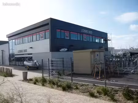 bureau 35m2 moulin blanc brest