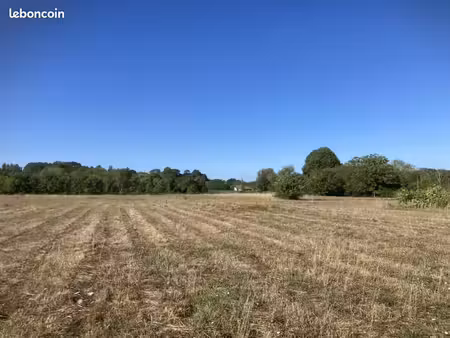 terrain 650 m² cubnezais