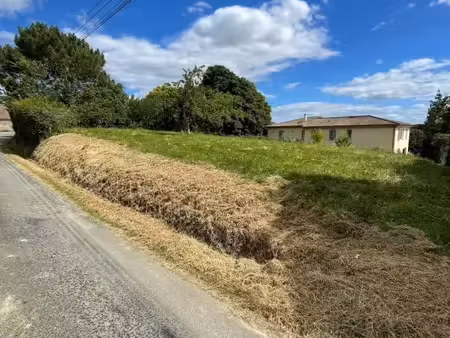 terrain 380 m² toulenne