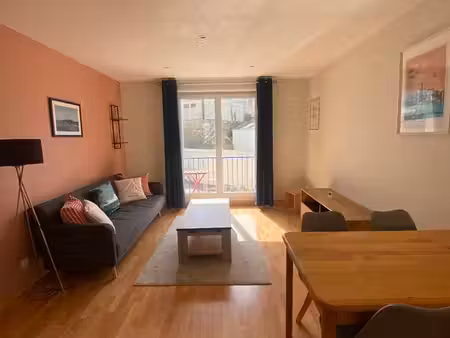 appartement t3 meublé – 54 m²