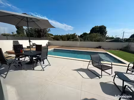 villa 4 pièces 140 m²