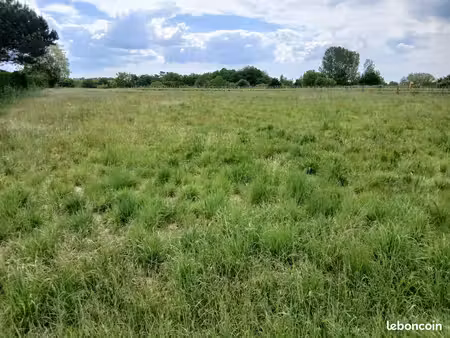 terrain constructible de 900 m2 divisible