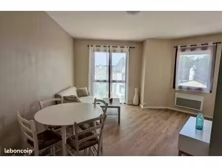 appartement t2 meublé + parking privatif