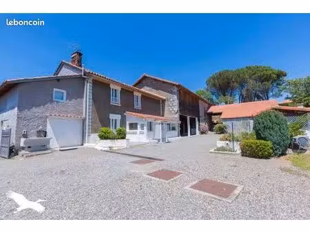 ferme 7 pièces 155 m²