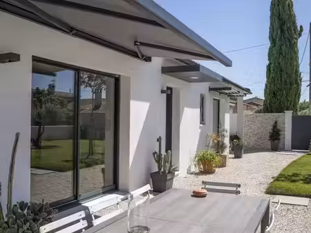 maison de plain-pied moderne – 4 chambres – dpe a – quartier résidentiel