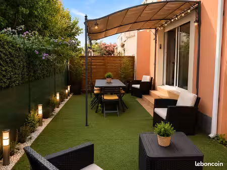 villa 4 pièces 85 m²