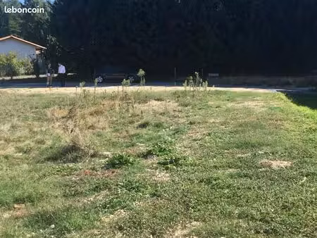 terrain 605 m² marsas