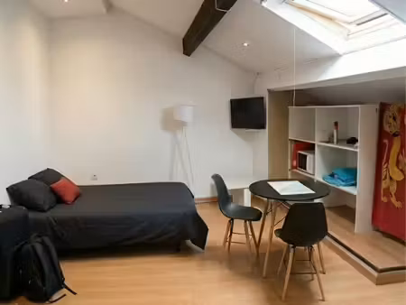studio meublé centre-ville