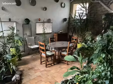 location appartement meublé hausmanien t5 220m