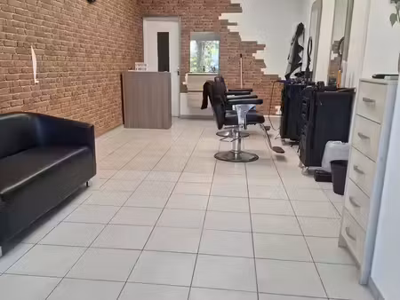 salon de coiffure à vendre – fonds de commerce
