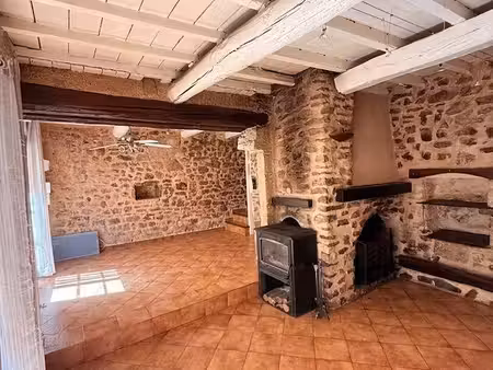 maison de village de caractère 95m² avec 67m² de caves - 3 chambres