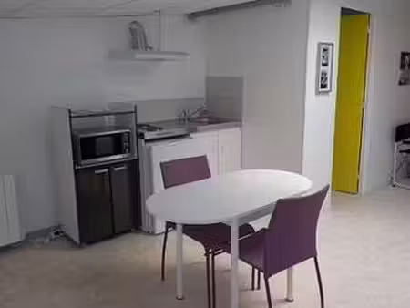 location appartement 3 pièces à caen (14000) : à louer 3 pièces / 54m² caen