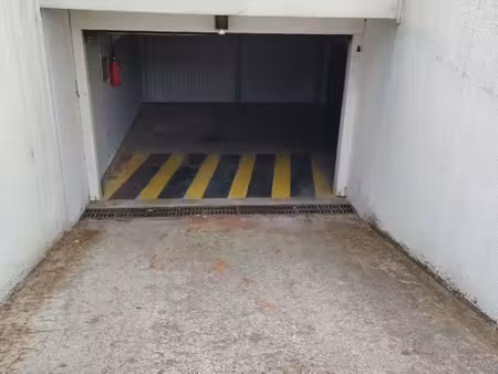 garage à vendre la grande motte