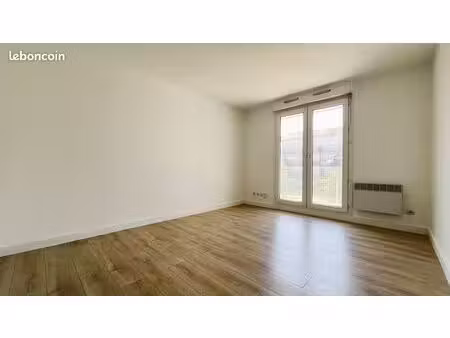 studio 1 pièce 21 m²