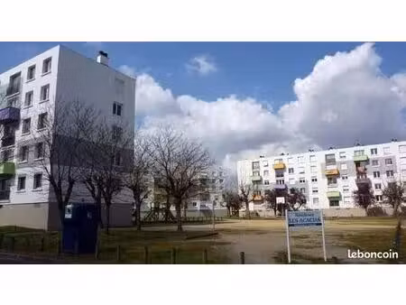 pessac saige – appartement 67 m² à rénover avec balcon
