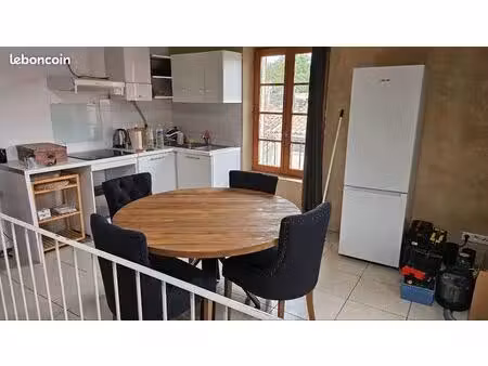 location appartement climatisé 61m2