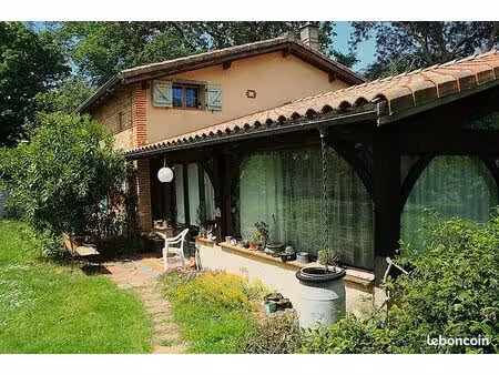 maison briques galets