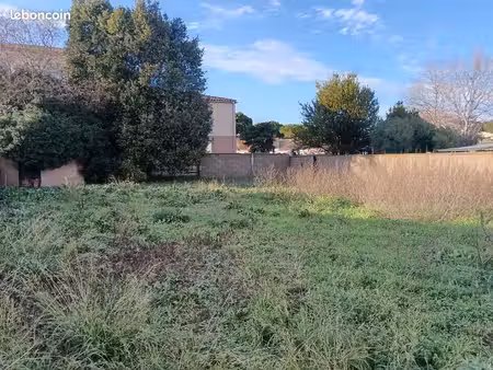 terrain 602 m² montady