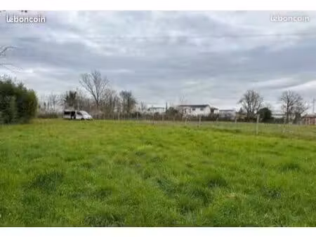 terrain à bâtir de 1800m2 avec dp en métropole bordelaise