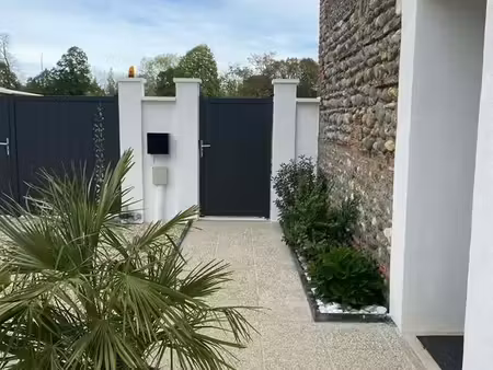 ancienne grange rénovée avec charme et prestations de qualité