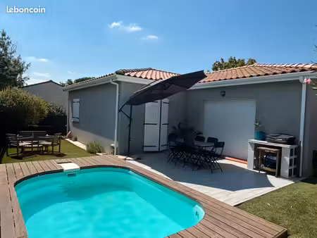 maison contemporaine 97 m² – 3 chambres – piscine – ondes (31330)