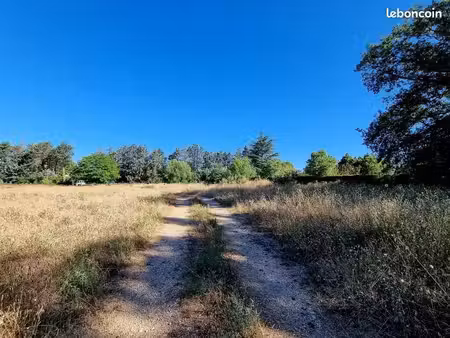 terrain 400 m² pouzols