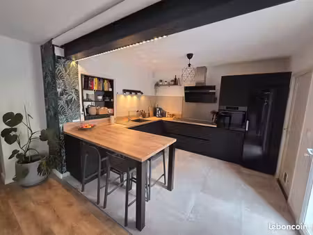 maison familiale t6 - 135 m² - 5 chambres - garage - bruguières centre - jardin