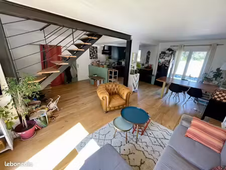 maison t5 escalquens avec piscine