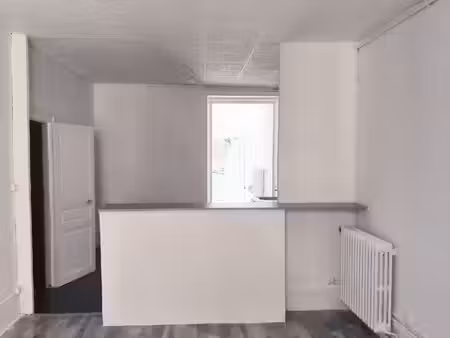 maison 2 chambres + extérieur – pac récente – beau potentiel – 64 000